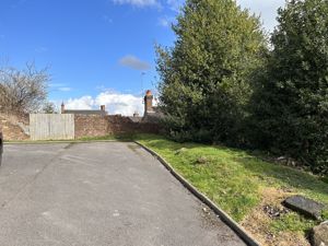 Photo 6- click for photo gallery